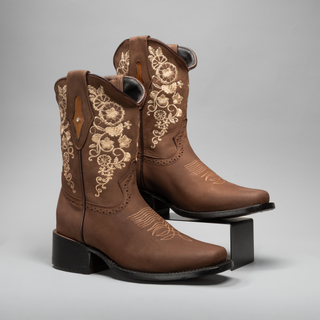 Women's Embroidered Square Toe Cowboy Short Boots