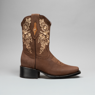 Women's Embroidered Square Toe Cowboy Short Boots and Belt Combo