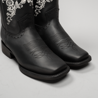 Women's Embroidered Square Toe Cowboy Boots