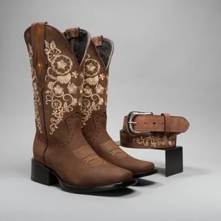 Sand boot and belt combo