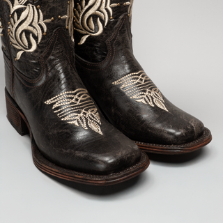 Women's Embroidered Square Toe Cowboy Boots
