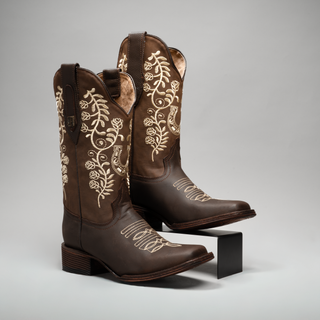 Women's Embroidered Square Toe Cowboy Boots