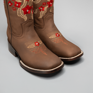 Sand boot and belt combo