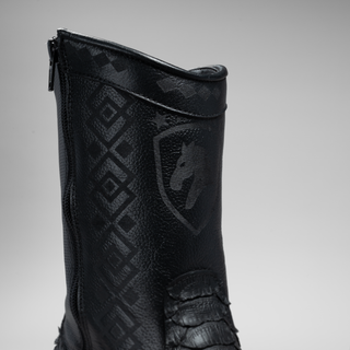 Black boot and belt combo