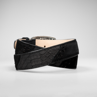 Black boot and belt combo