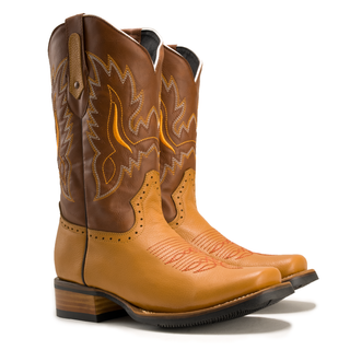 Tan boot and belt combo