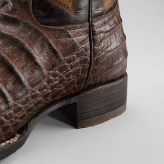 Brown boot and belt combo