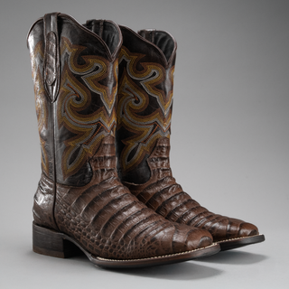 Brown boot and belt combo