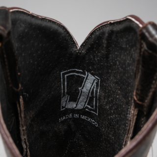 Brown boot and belt combo